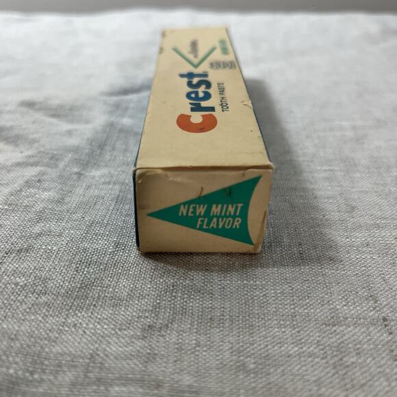 Vintage 1967 First Year Mint Flavor Tube‎ Crest Toothpaste NOS Fluoristan - Picture 5 of 8